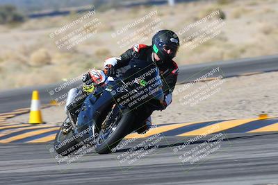 media/Feb-03-2024-SoCal Trackdays (Sat) [[767c60a41c]]/3-Turn 4 (1020am)/